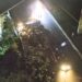 Carreta derruba carga após problema mecânico na Rodovia Padre Manoel da Nóbrega, SP